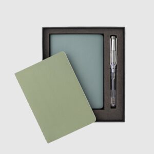 Fountain Pen And Journals Gift Set